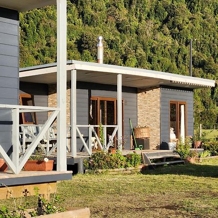Cabanas Parque Chaqueihua Hornopiren Eksteriør bilde